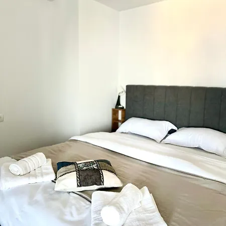 & Studiouri Melia Apartament