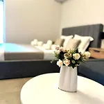 & Studiouri Melia Apartament