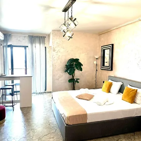 Melia & Apartment *