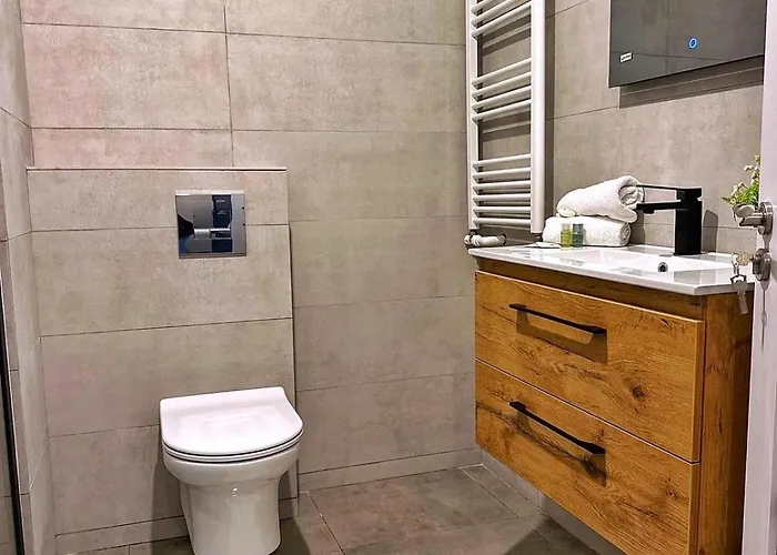 & Studiouri Melia Эфорие Норд