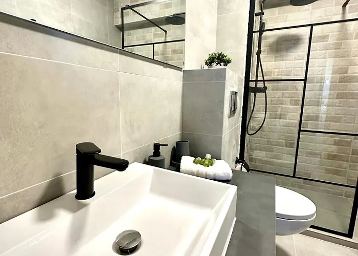 & Studiouri Melia Эфорие Норд